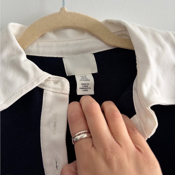 Oversized Rugby Sweater - Picture 3 of 3